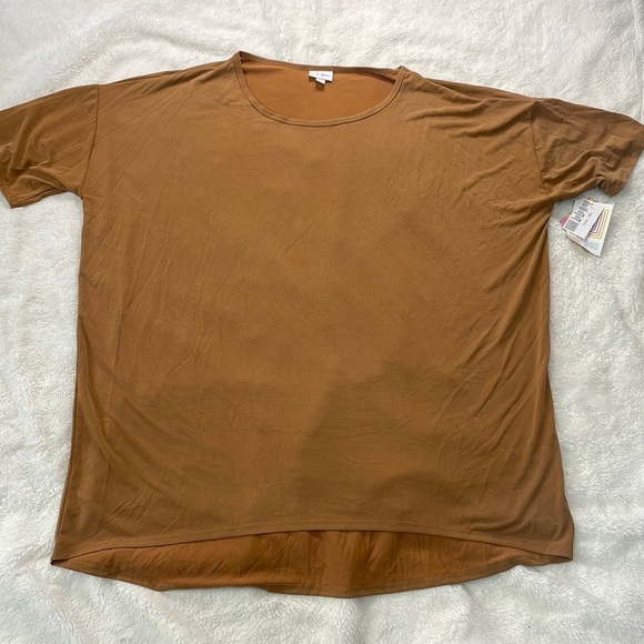 NWT LuLaRoe‎ Irma Top - Picture 6 of 6